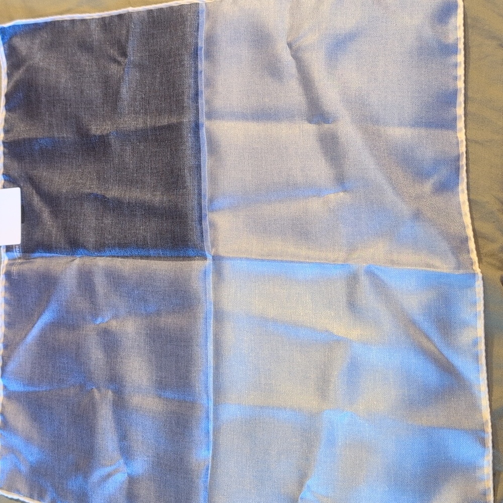 Colorblock Four Panel Silk Pocket Square - Picture 3 of 4